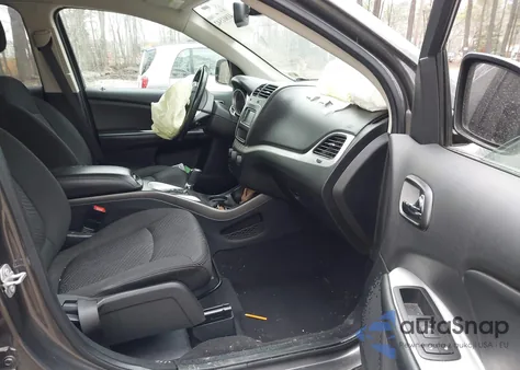 2020 Dodge Journey Se Value from USA, damaged, VIN 3C4PDCAB5LT207608